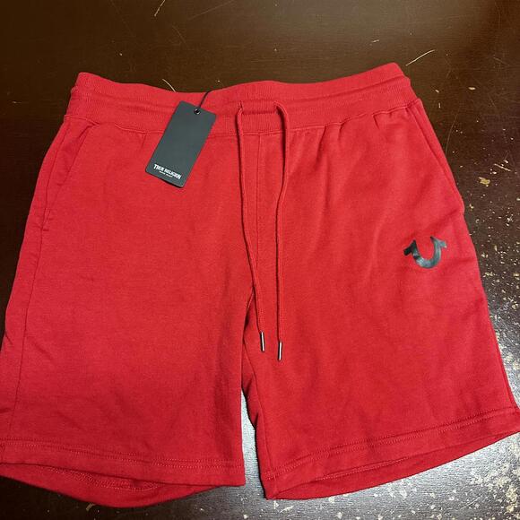 True Religion large Stylish Red Athletic Shorts with Tag - Picture 1 of 4